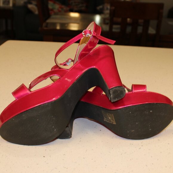 Pink Block Heel Strappy Sandals Size 10.5/42 - Picture 9 of 11